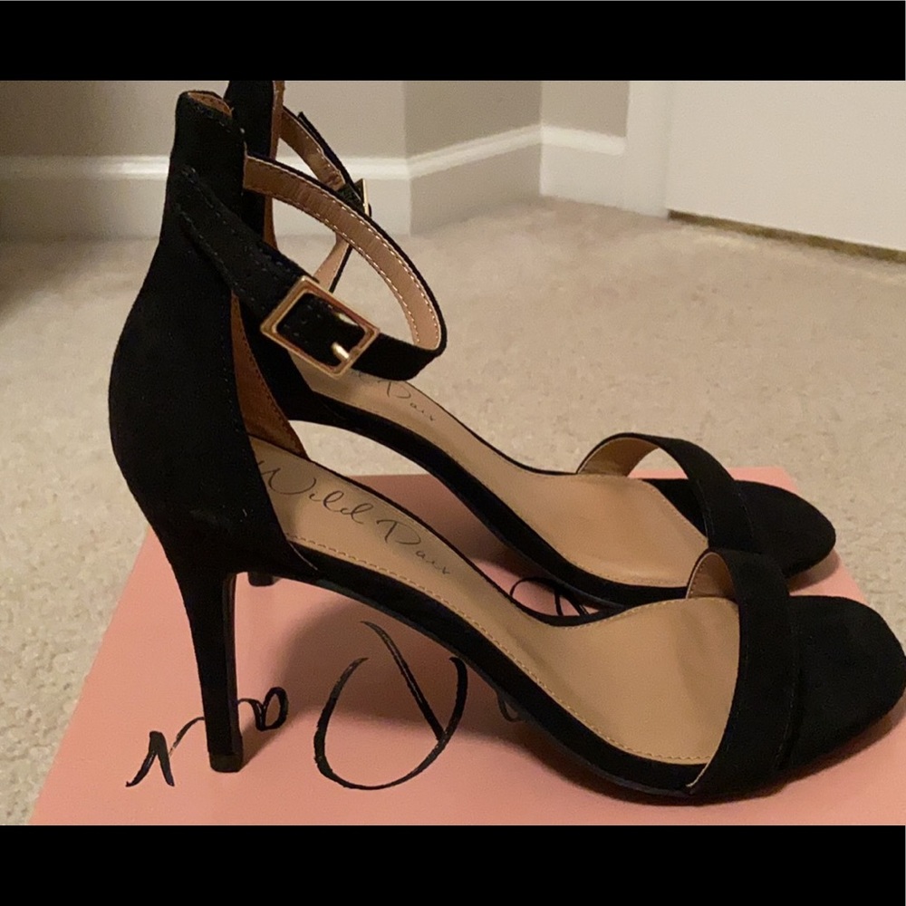 NEW IN BOX  Black Heels
